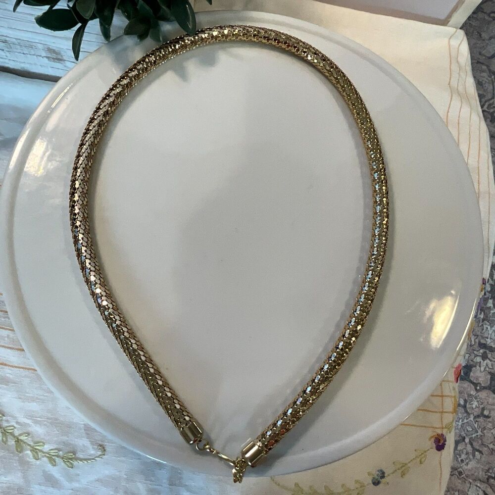 Fabulous vintage 1970's Whiting and Davis gold mesh belt 27" must see - Picture 2 of 5
